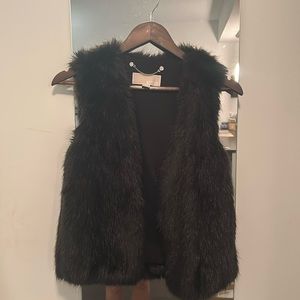 Michael Kors Faux Fur black vest